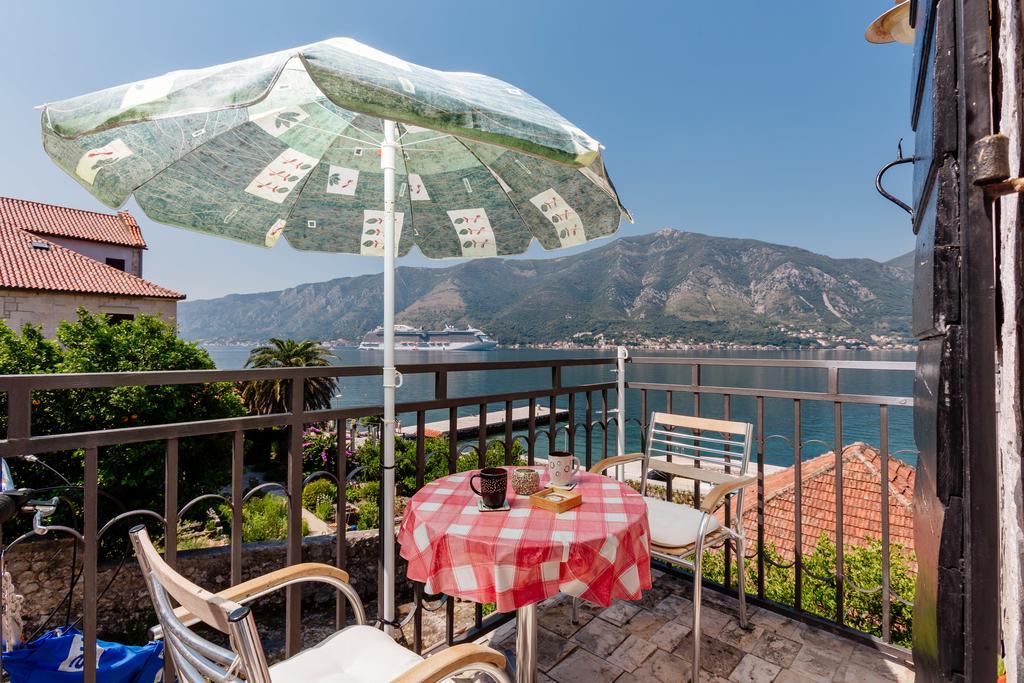 Celine'S Place By The Sea Kotor Exterior foto